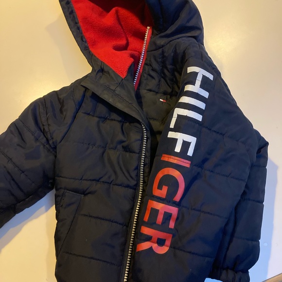 2T Tommy Hilfiger Puffer Jacket - Picture 3 of 4